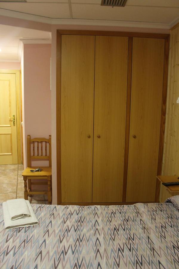 La Posá Hostel Villar del Arzobispo Kültér fotó