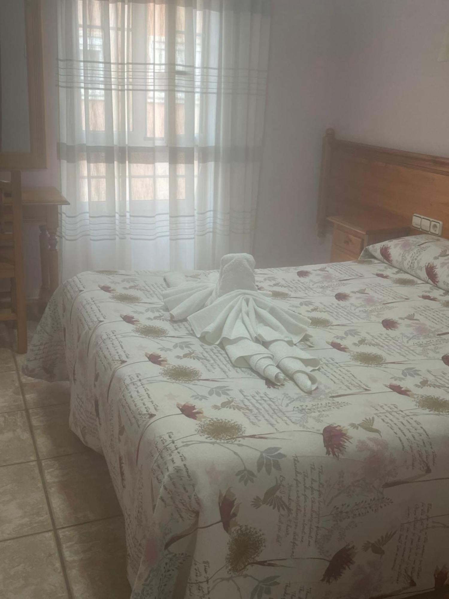 La Posá Hostel Villar del Arzobispo Kültér fotó