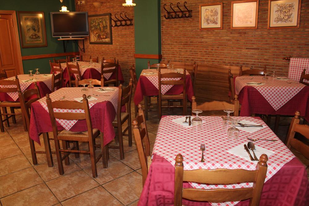 La Posá Hostel Villar del Arzobispo Kültér fotó